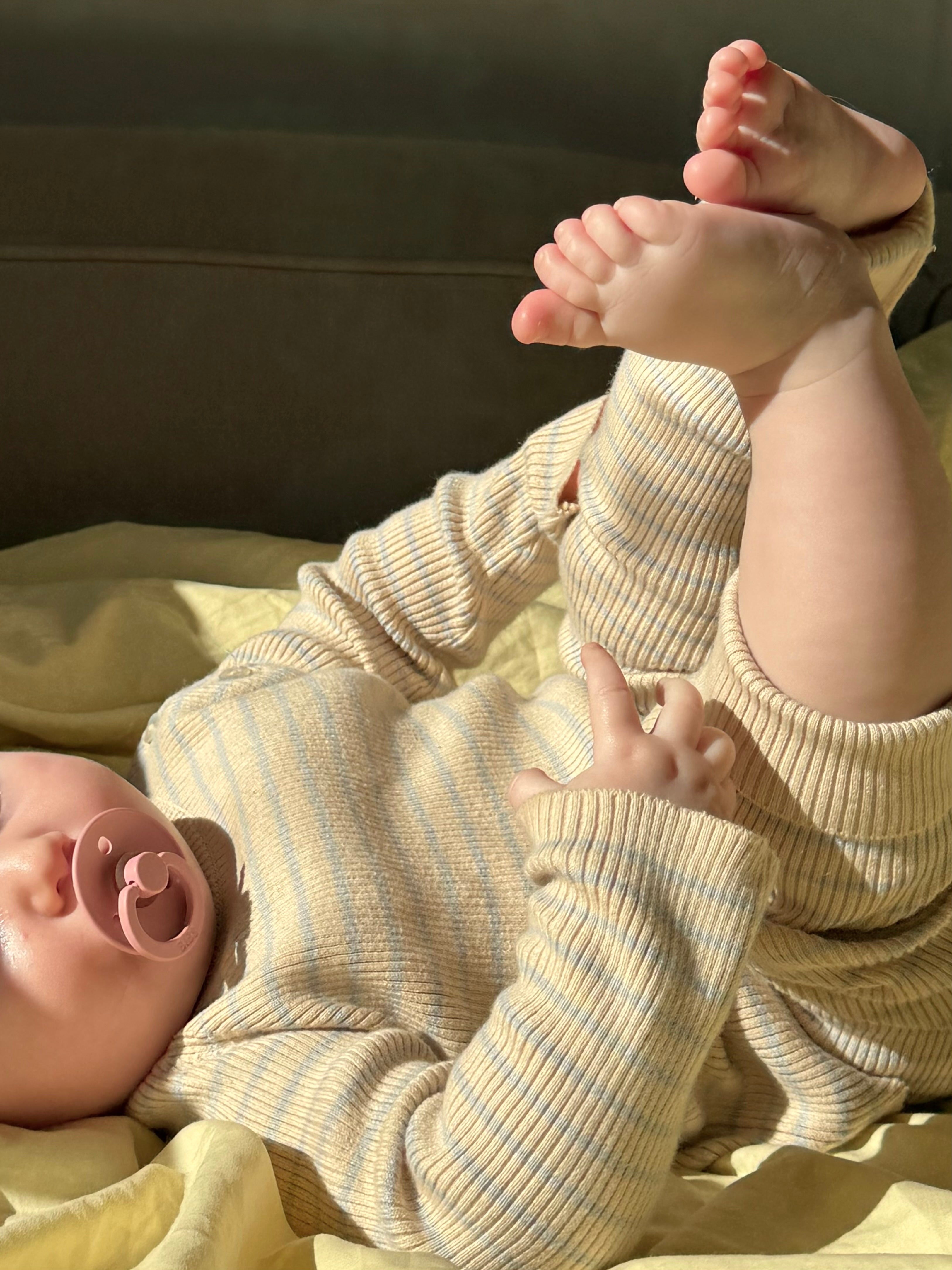 Flöss Aps Flye sweater Sweater Sea salt/Warm cotton