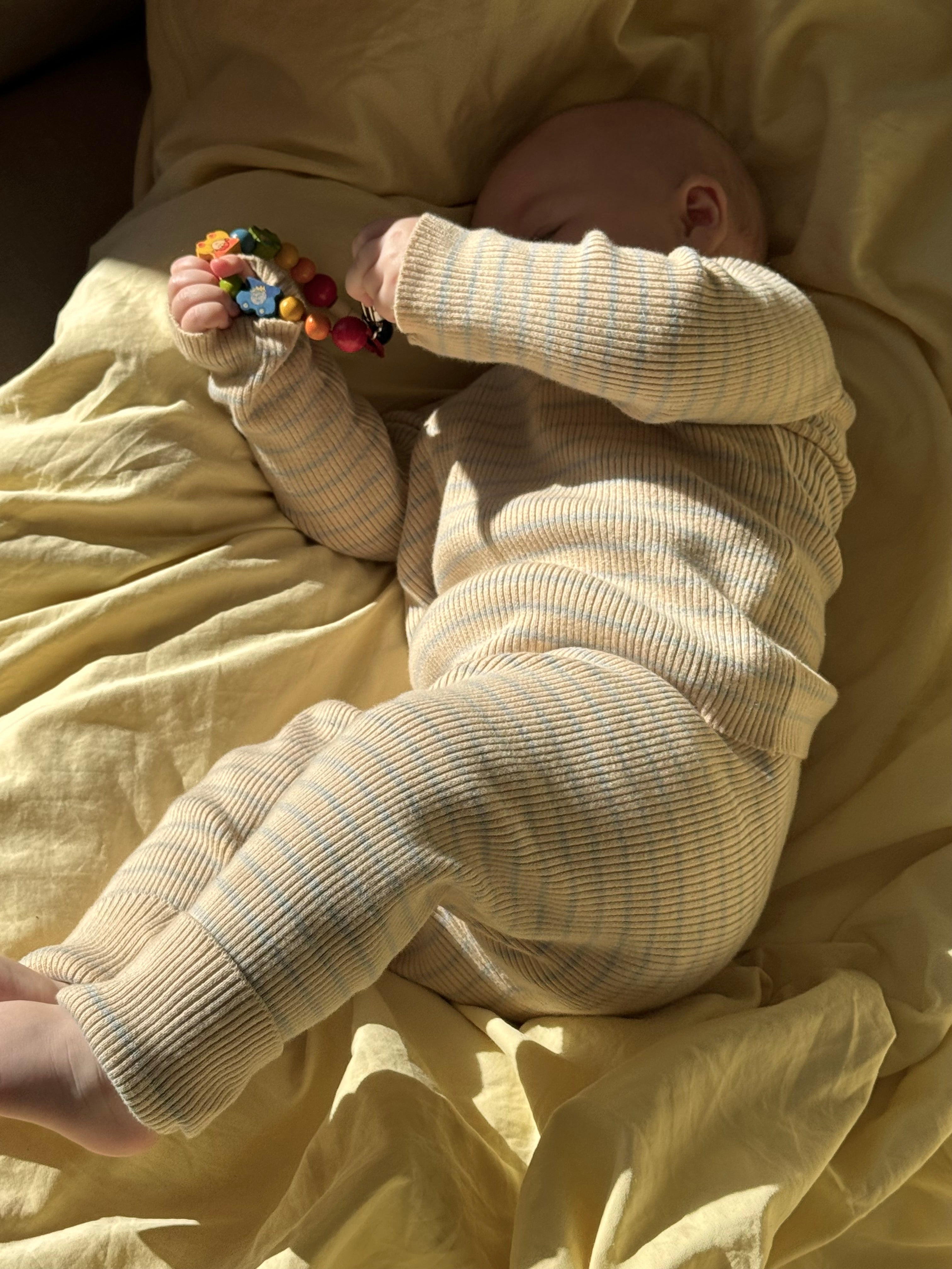 Flöss Aps Flye sweater Sweater Sea salt/Warm cotton