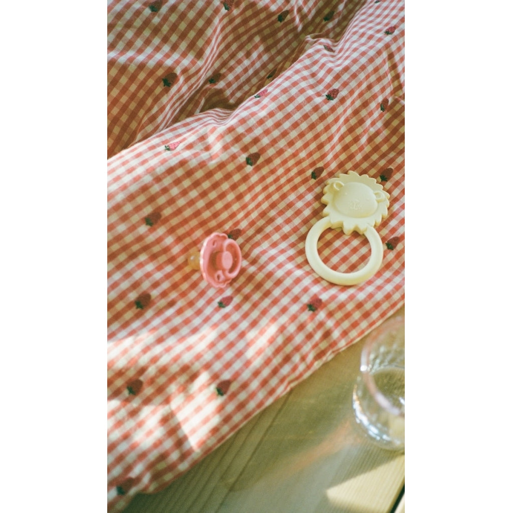 Flöss Aps Molly Duvet + Pillow Baby Duvet cover Berry Gingham
